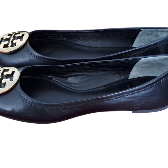 Tory Burch Black and Gold Women's Flats - Picture 2 of 6